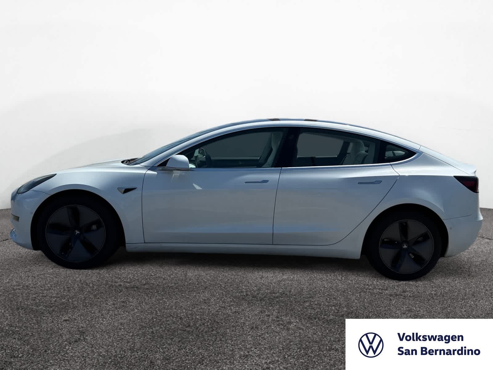 Used 2018 Tesla Model 3 Long Range Dual Motor with VIN 5YJ3E1EB0JF122231 for sale in San Bernardino, CA