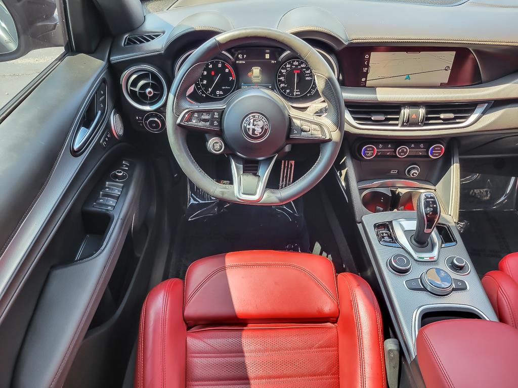 2022 Alfa Romeo Stelvio Ti Sport photo 11