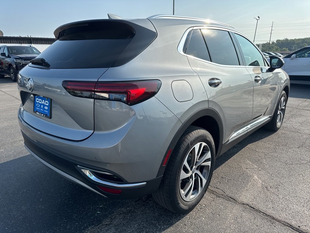 2023 Buick Envision Essence photo 2