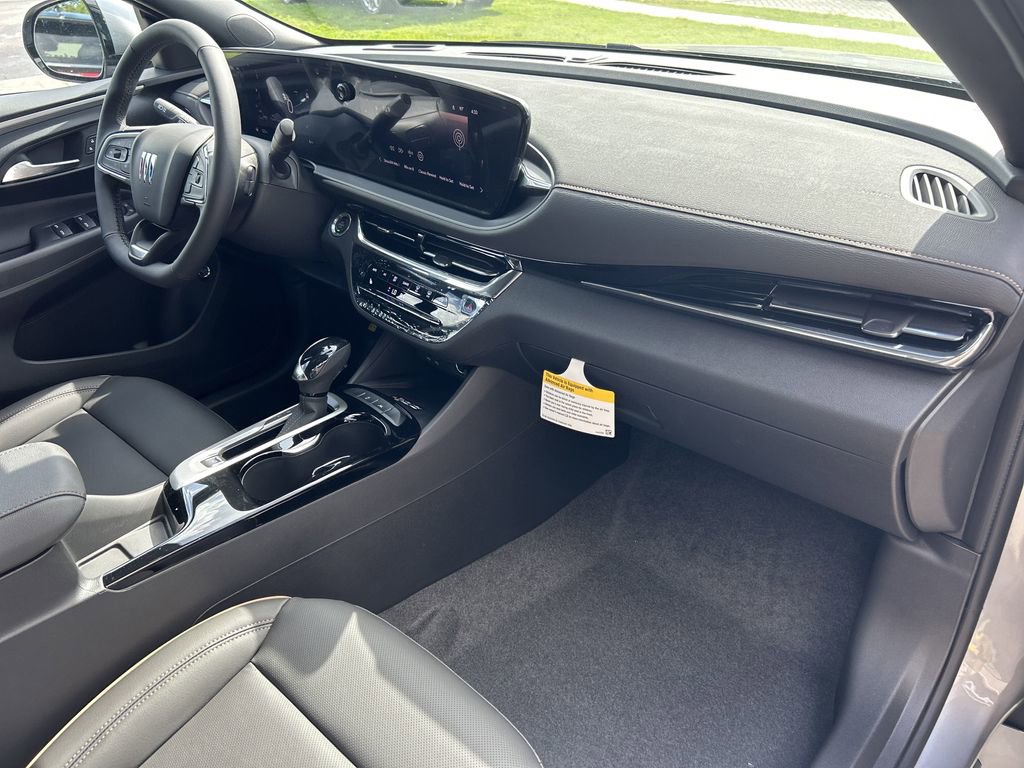 2025 Buick Envista Avenir photo 13