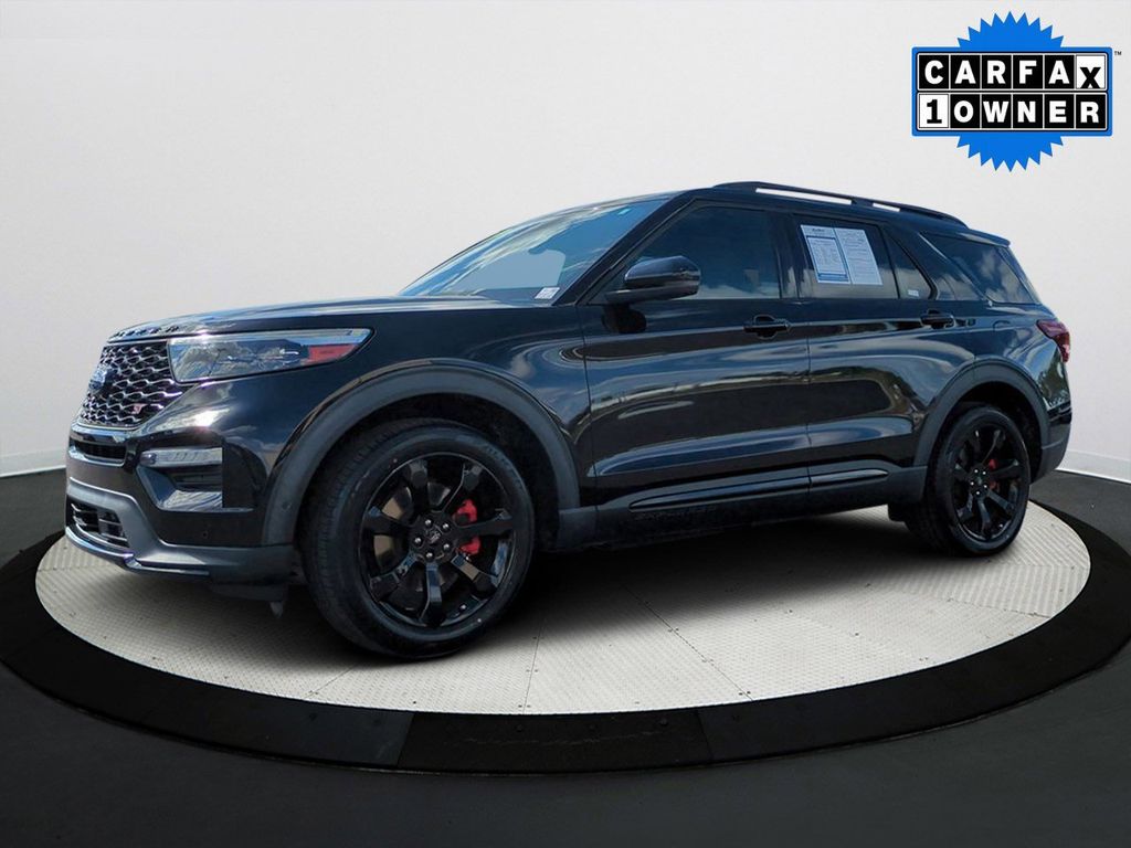 2021 Ford Explorer ST's photo