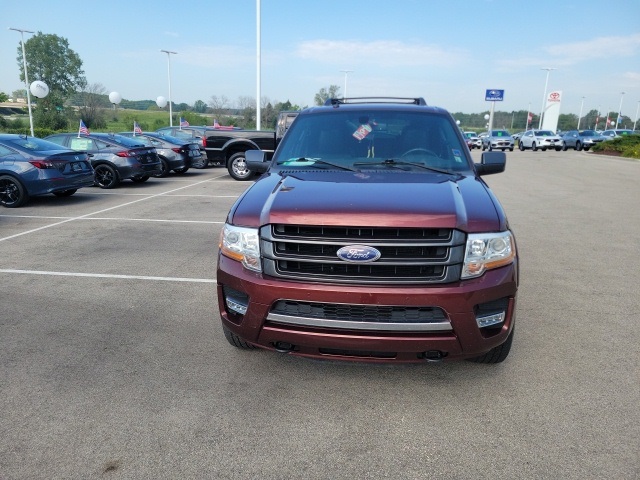 2017 Ford Expedition EL Limited photo 2