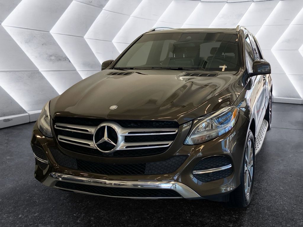 2017 Mercedes Benz GLE 350 4MATIC photo 3