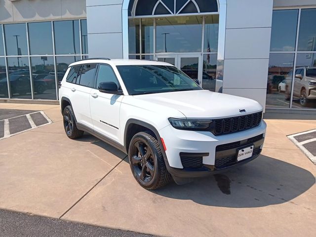 2023 Jeep Grand Cherokee Altitude photo 5