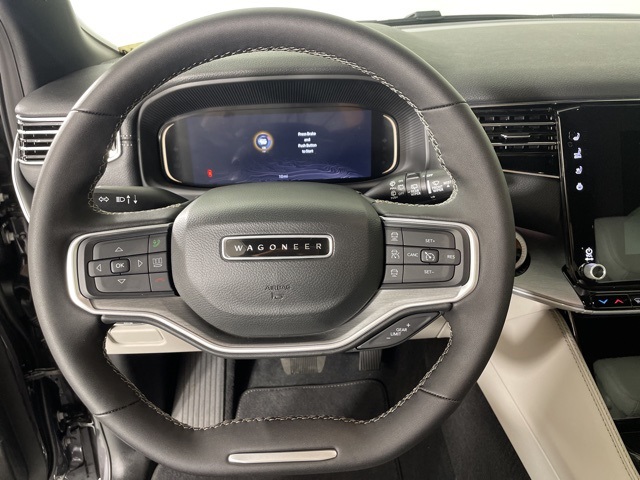 2025 Jeep Wagoneer L Series II photo 21