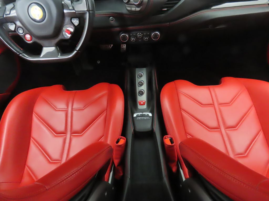 2018 Ferrari 488 GTB photo 17