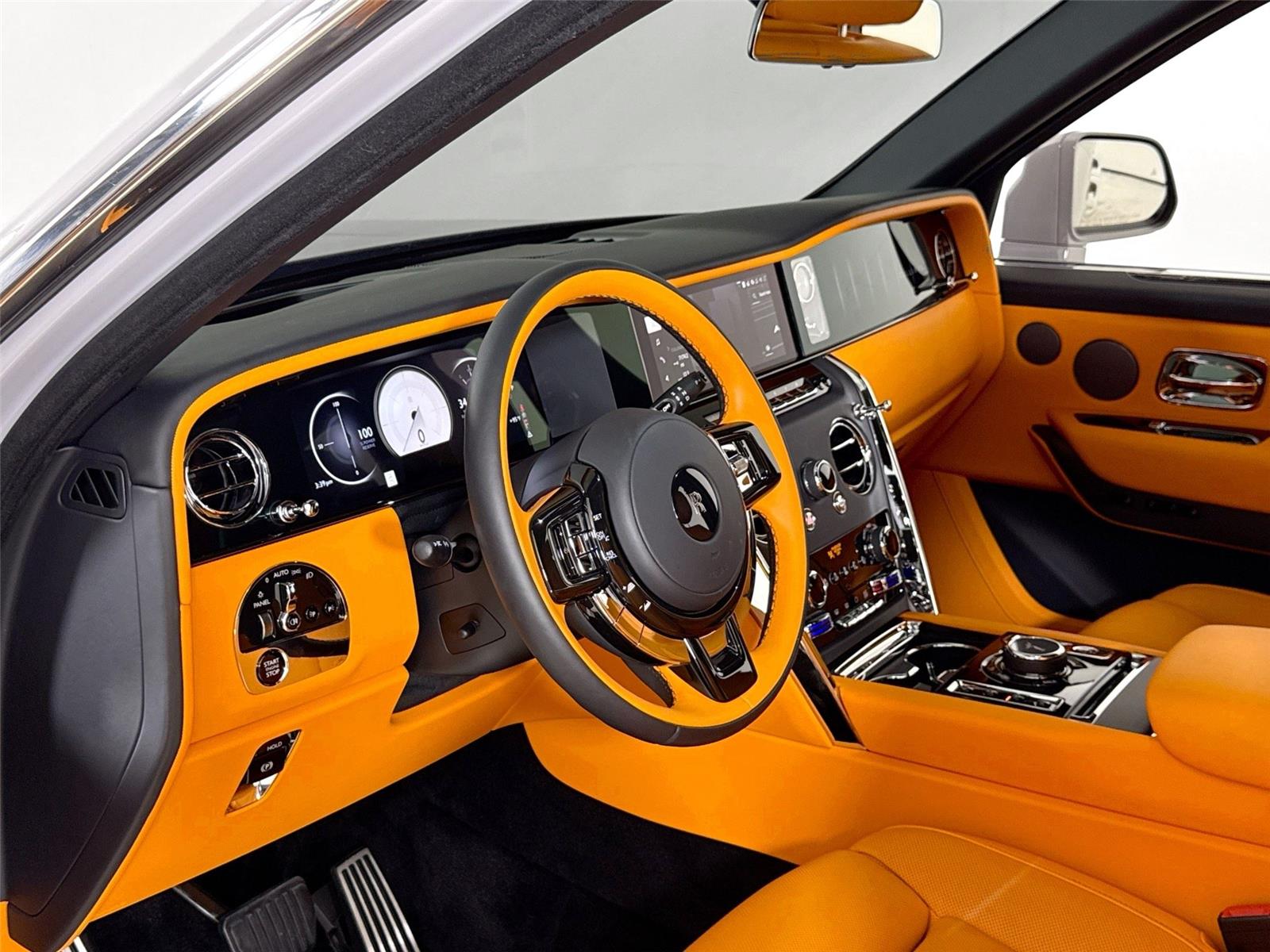2025 Rolls Royce Cullinan RR photo 14