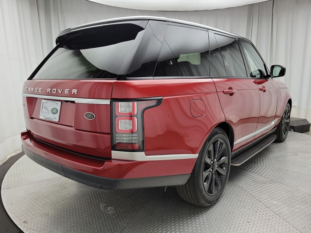 2017 Land Rover Range Rover SuperCharged HSE photo 3