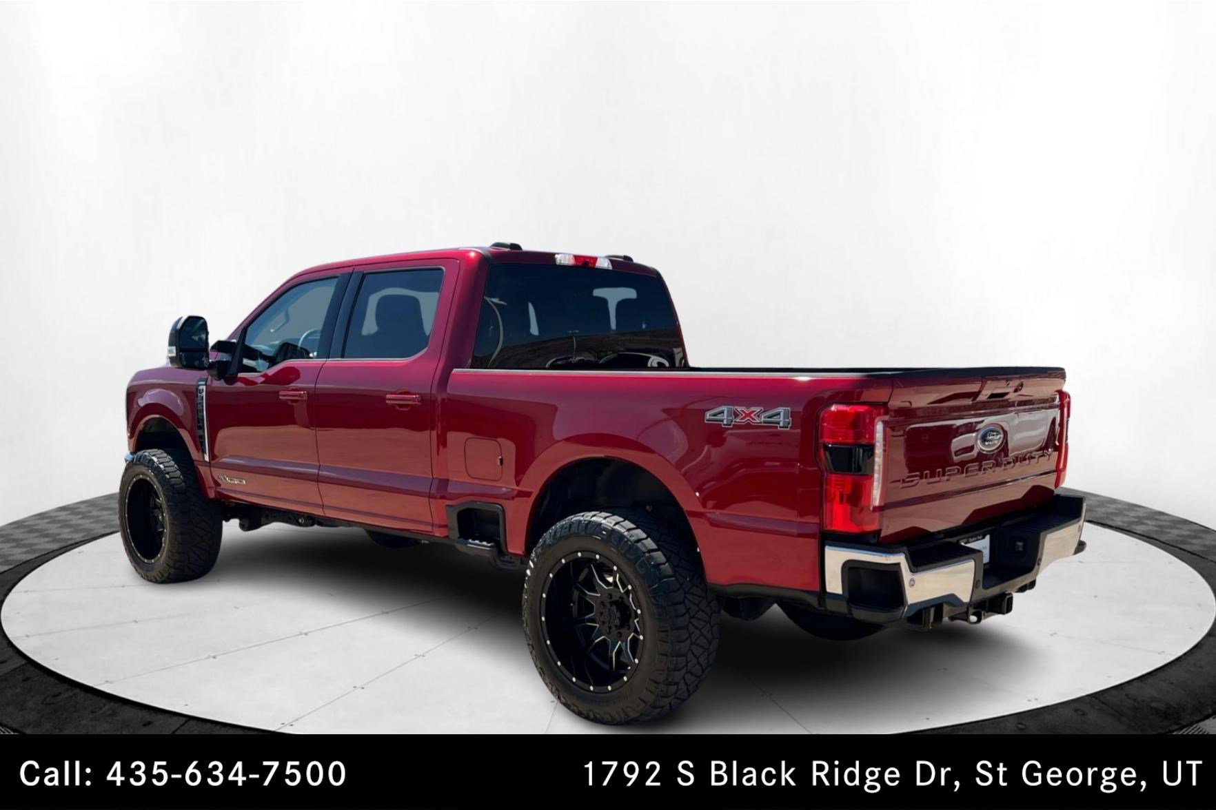 2025 Ford F-350 Lariat photo 3