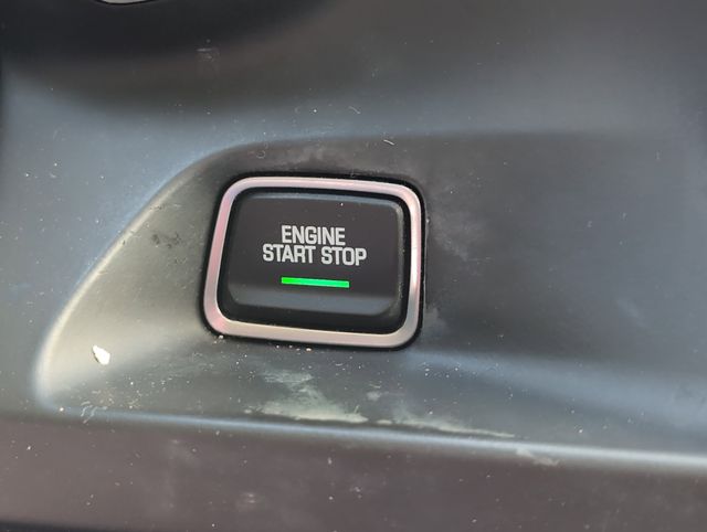 2017 Chevrolet Camaro 1LT photo 17