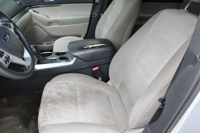 2013 Ford Explorer Base photo 18