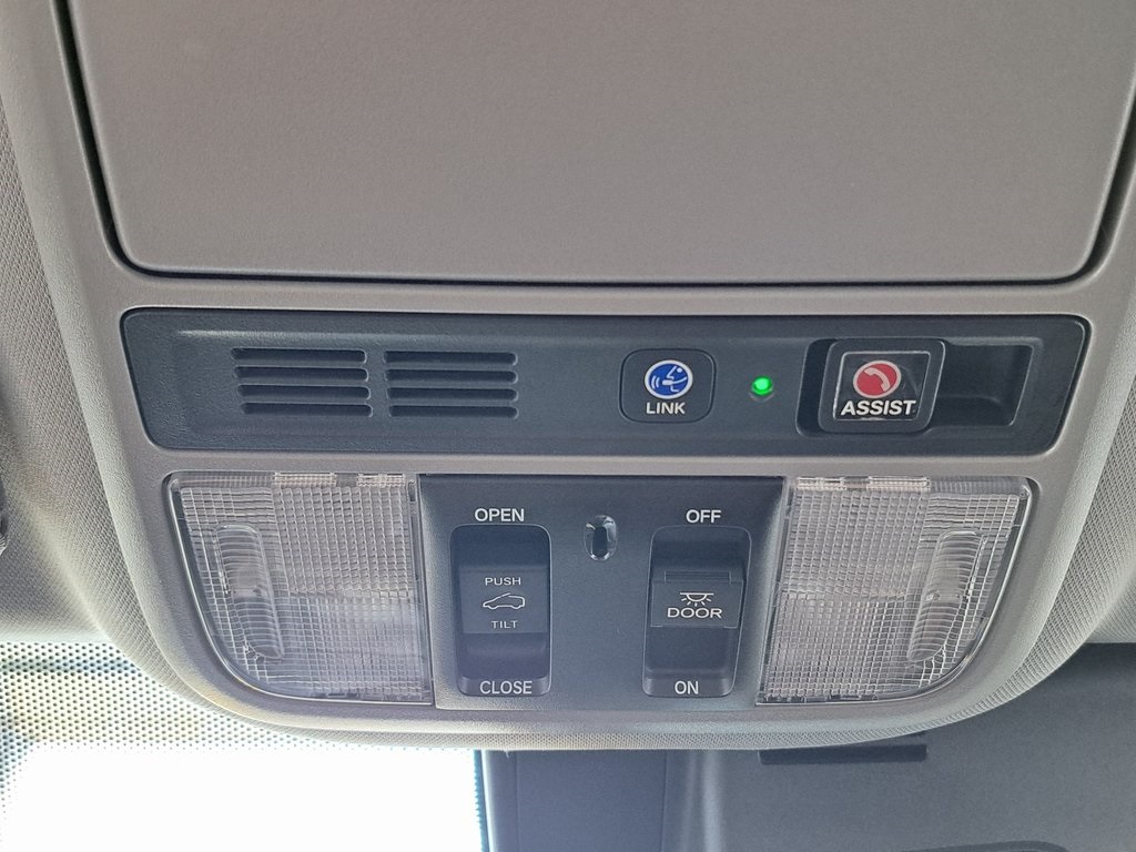 2021 Honda Pilot Touring photo 17