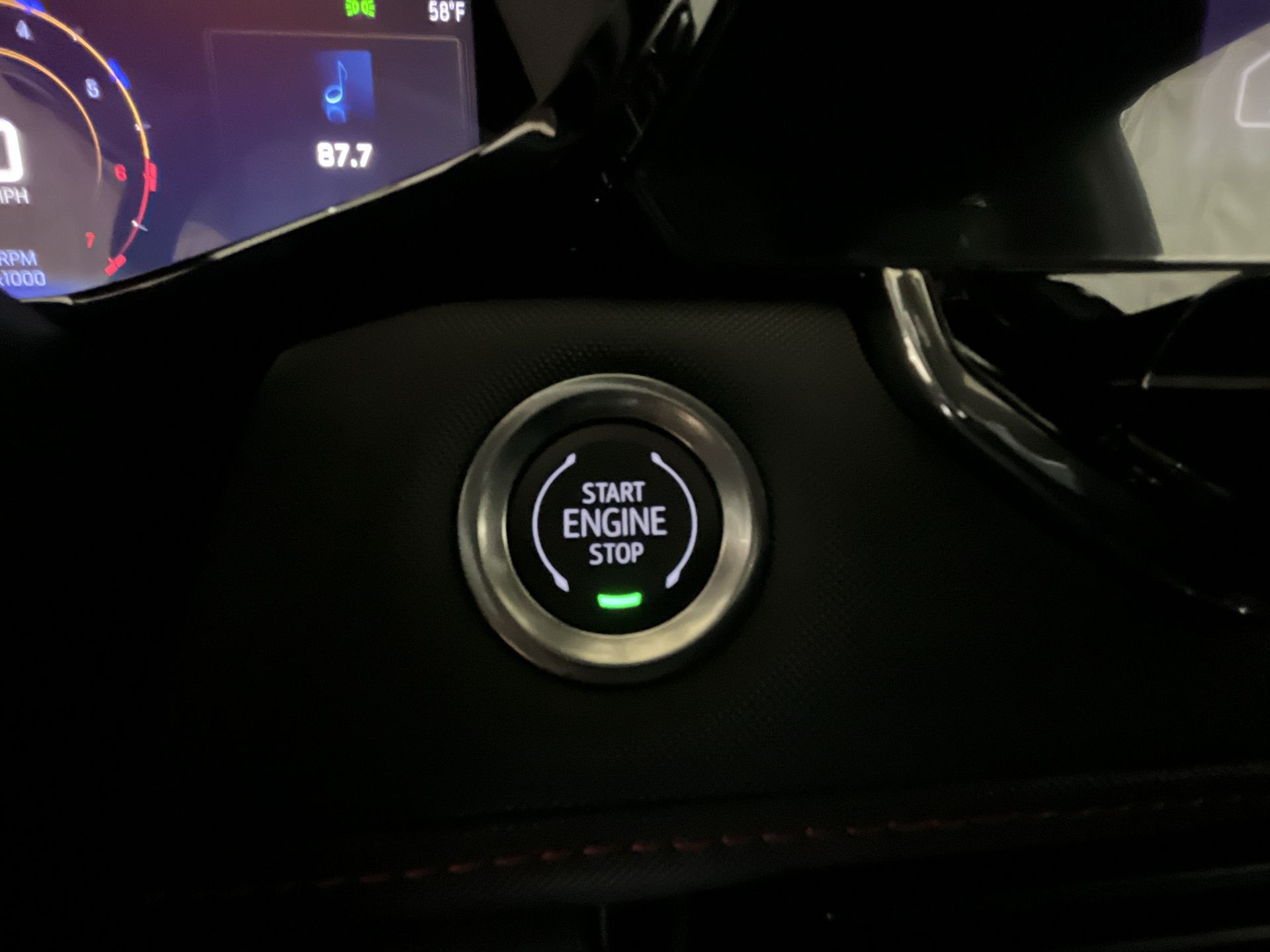2025 Chevrolet Colorado Z71 photo 2