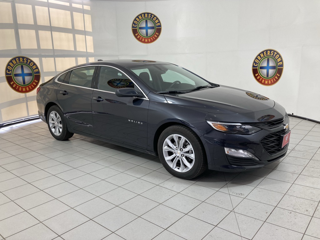2023 Chevrolet Malibu 1LT photo 3