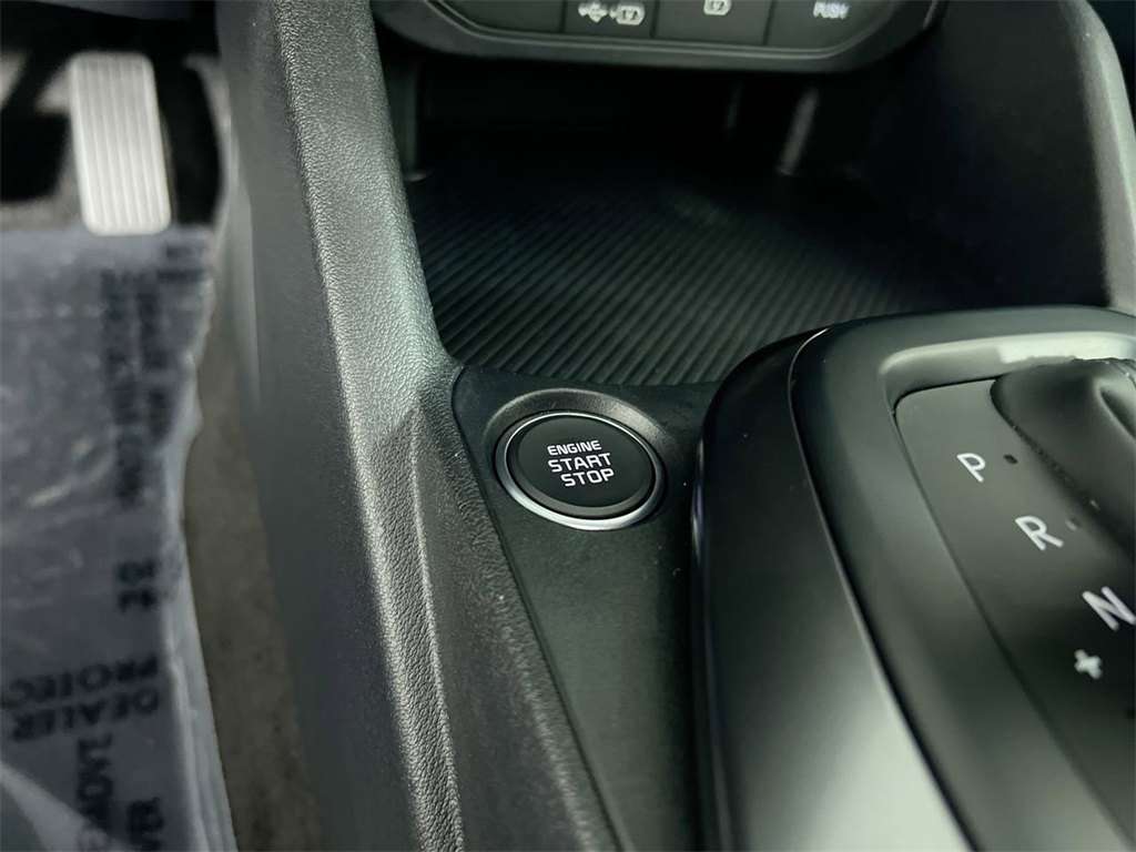 2025 Kia K4 LX photo 18