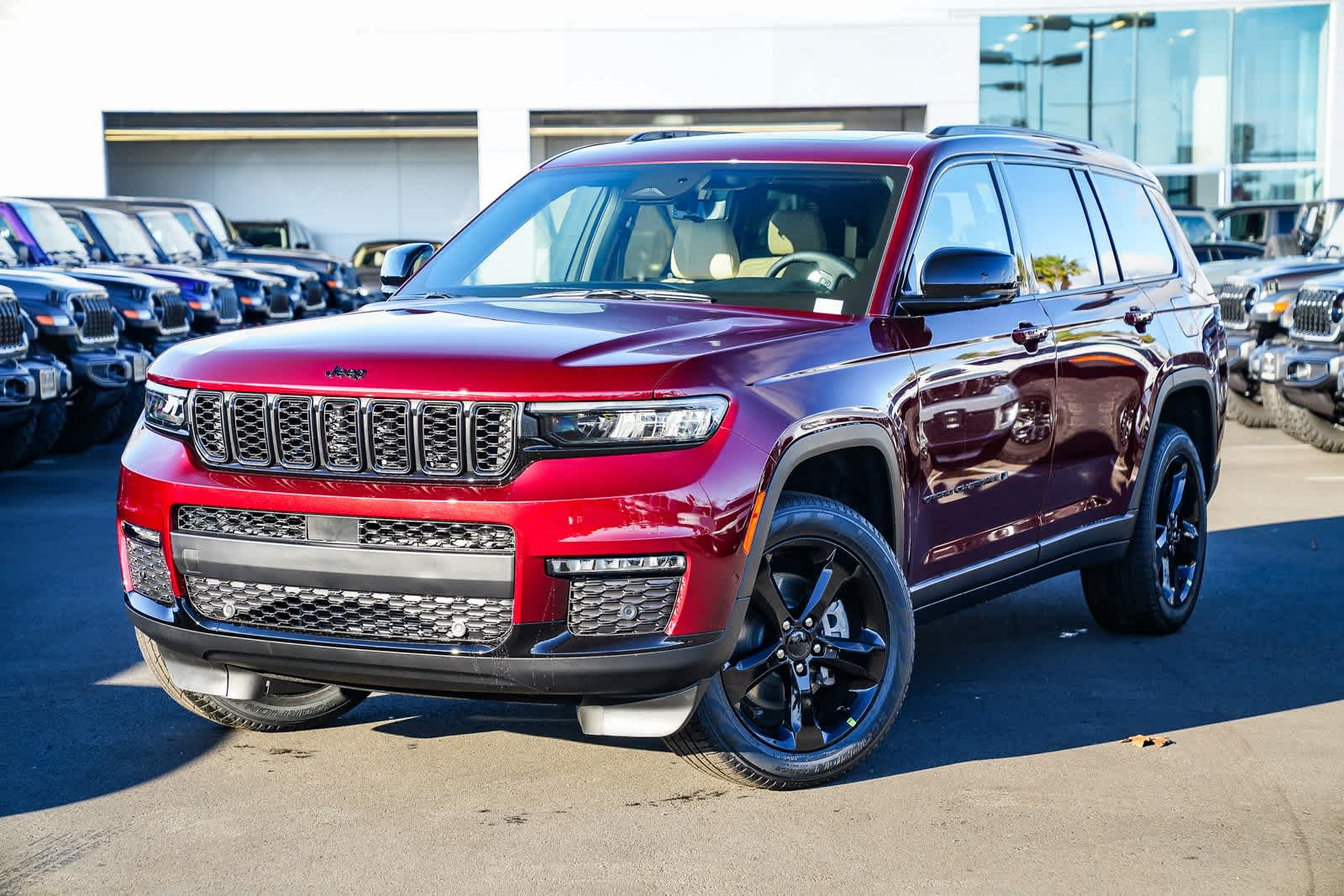 2025 Jeep Grand Cherokee L Limited's photo