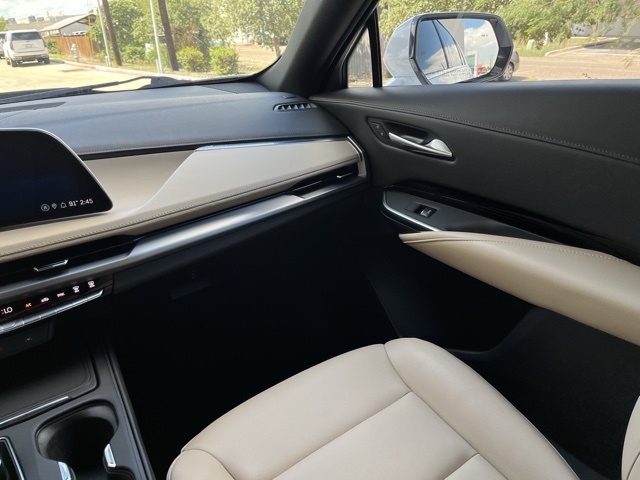 2024 Cadillac XT4 Luxury photo 19