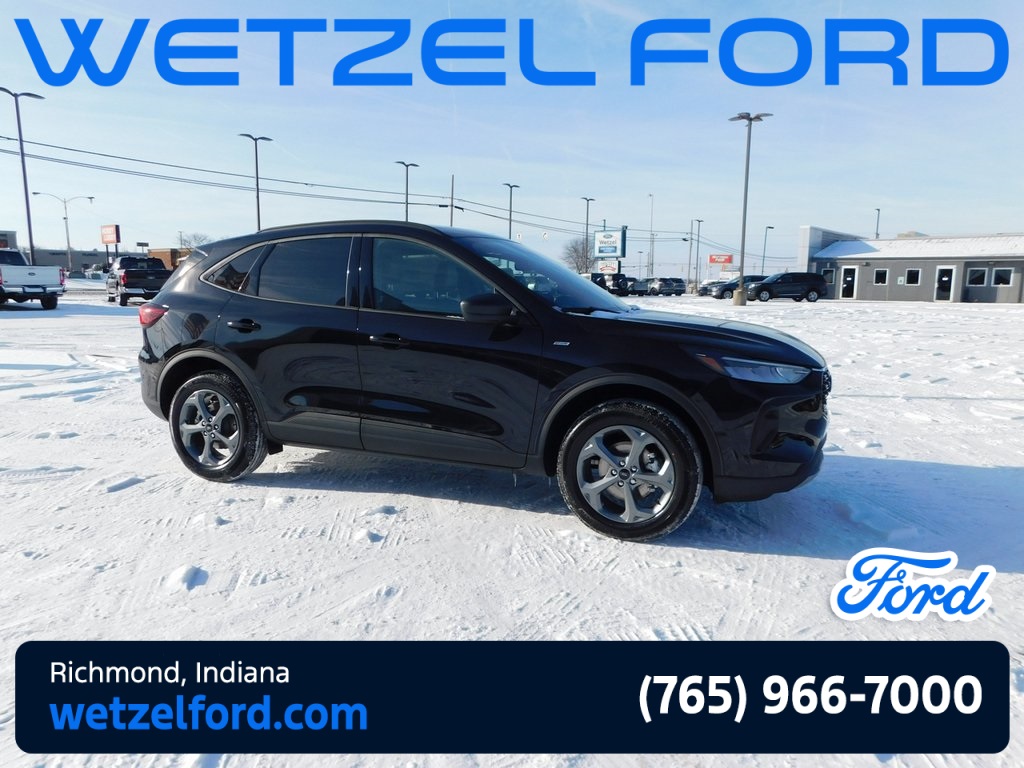 2026 Ford Escape ST-Line's photo