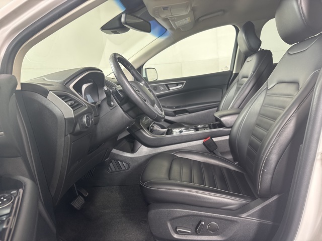 2019 Ford Edge SEL photo 11