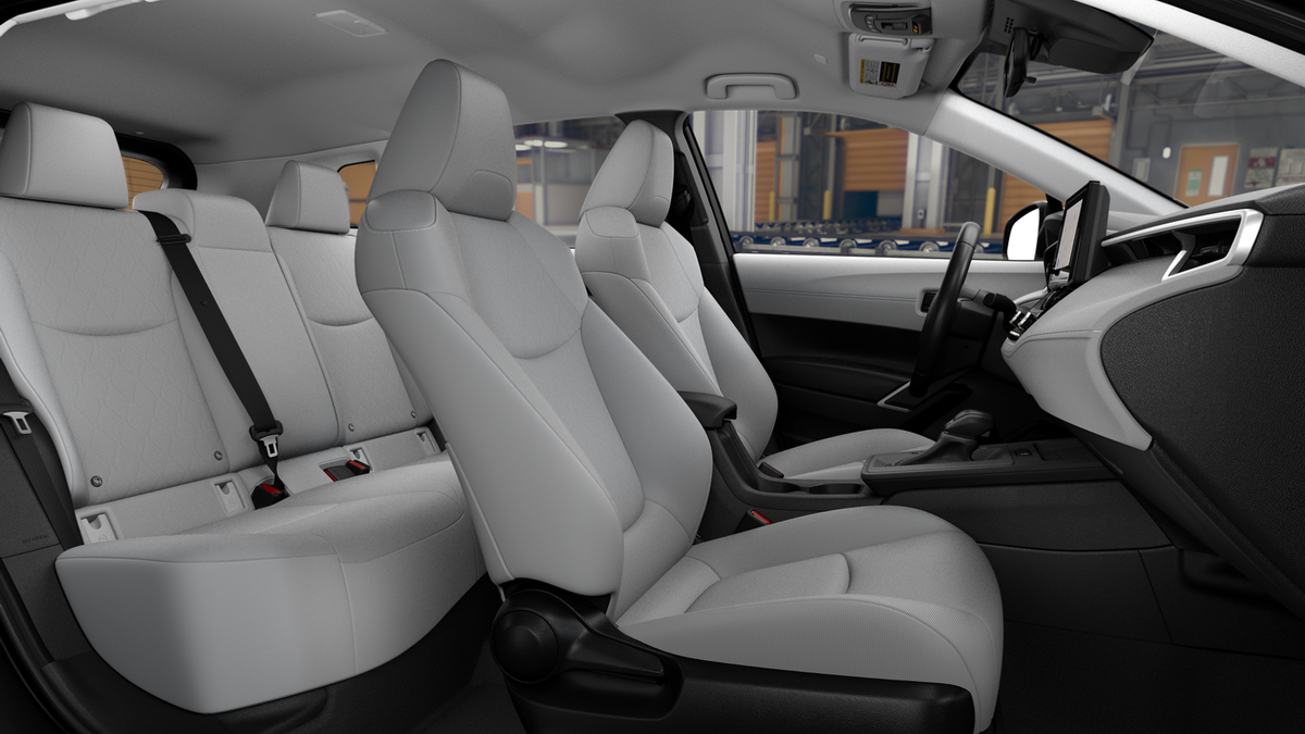 2026 Toyota Corolla Cross LE photo 17