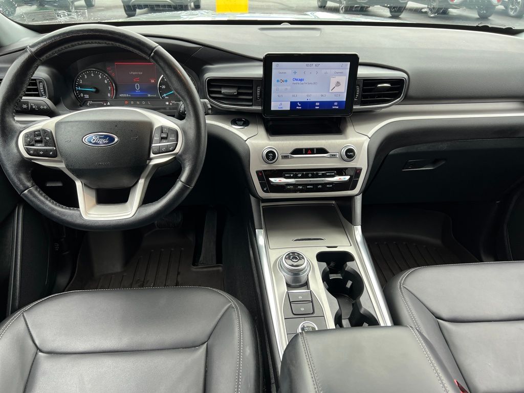 2023 Ford Explorer XLT photo 23