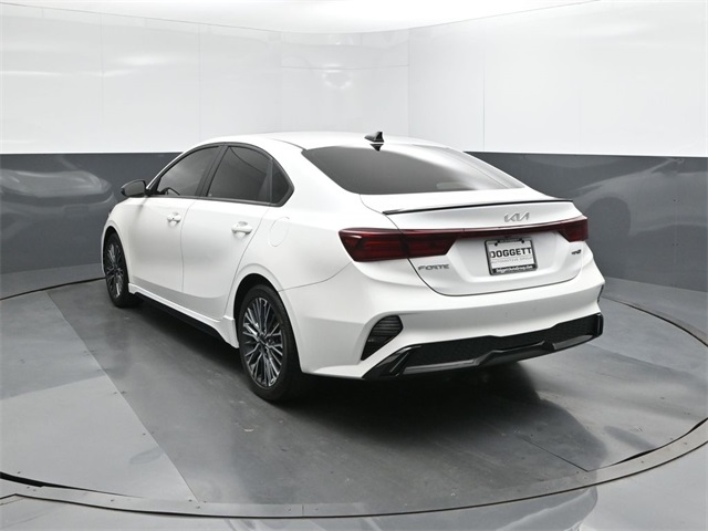 2024 Kia Forte GT-Line photo 4