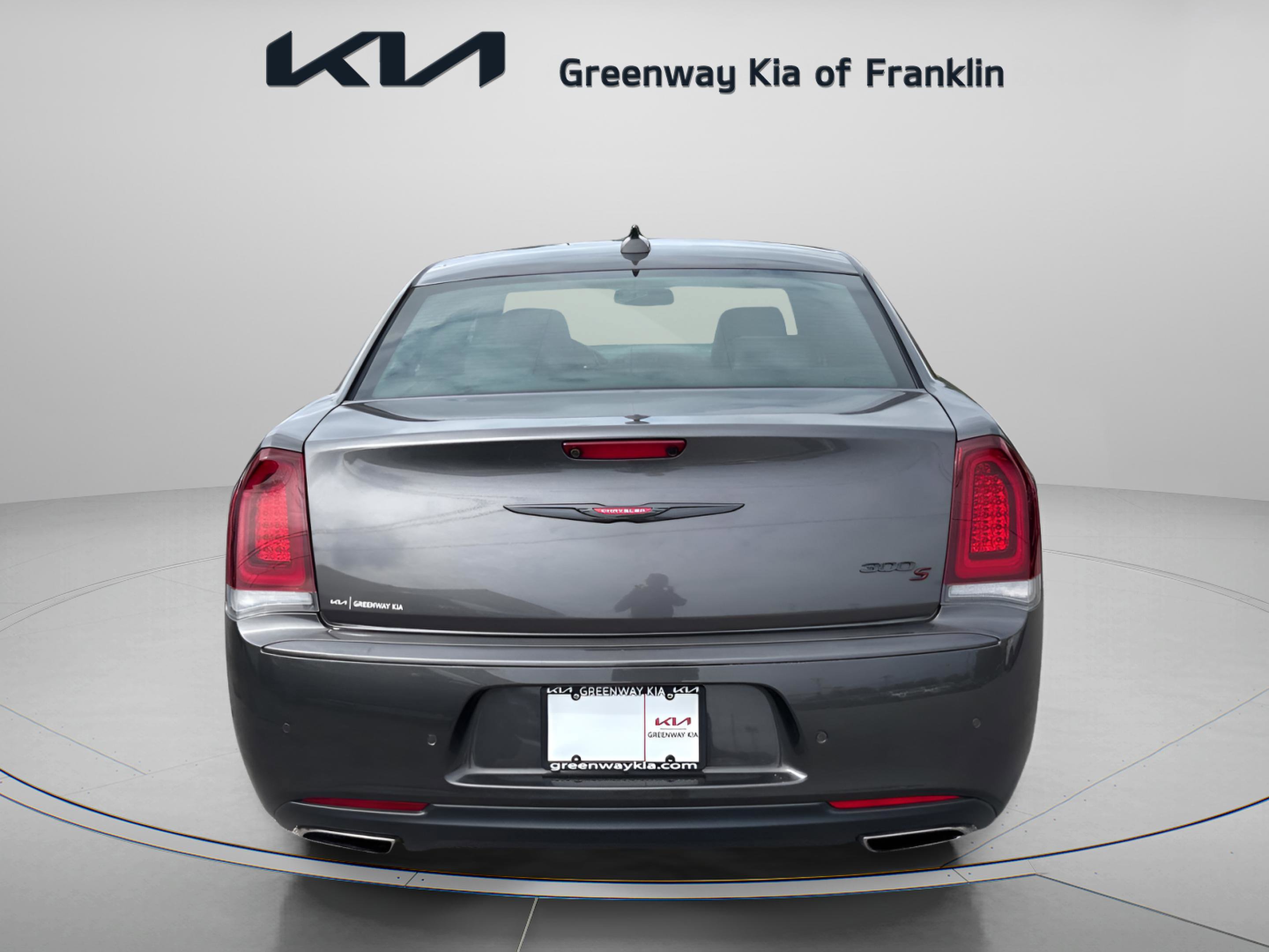2022 Chrysler 300 S photo 5