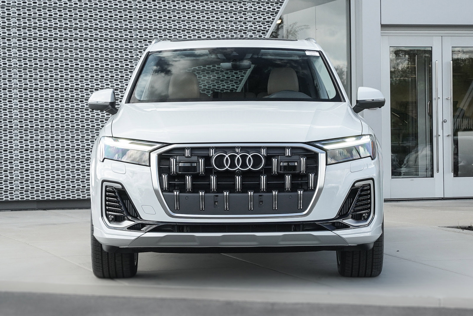 2025 Audi Q7 Premium Plus photo 30