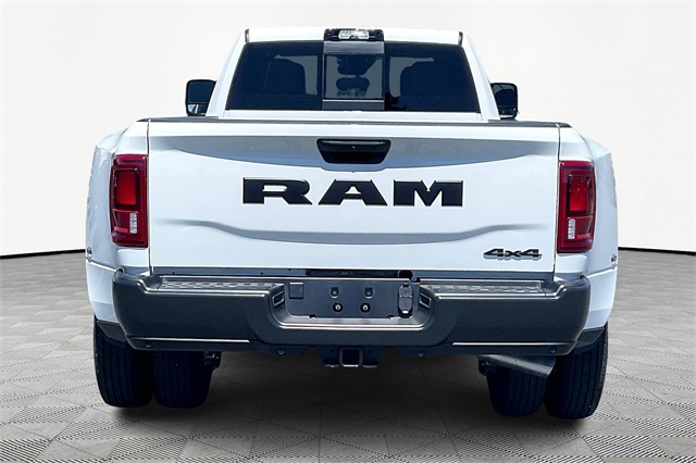 2025 Ram 3500 Tradesman photo 4