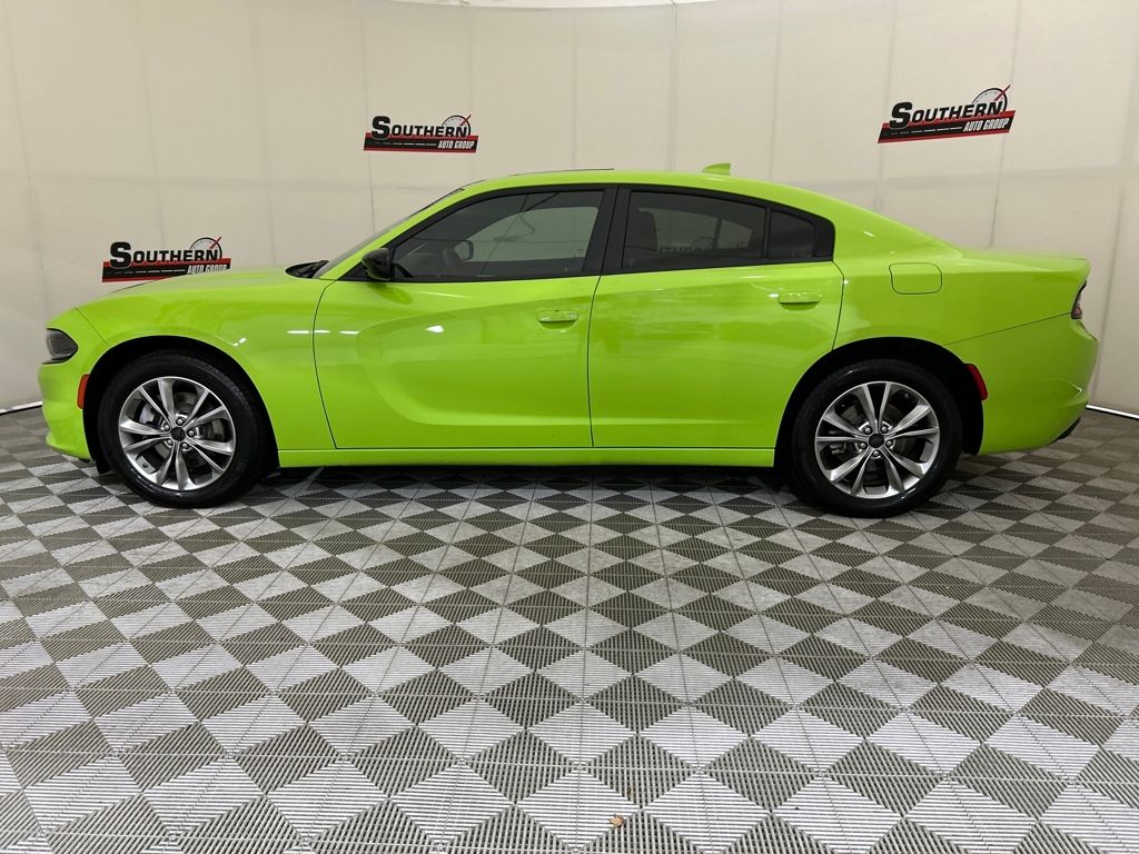 2023 Dodge Charger SXT photo 2