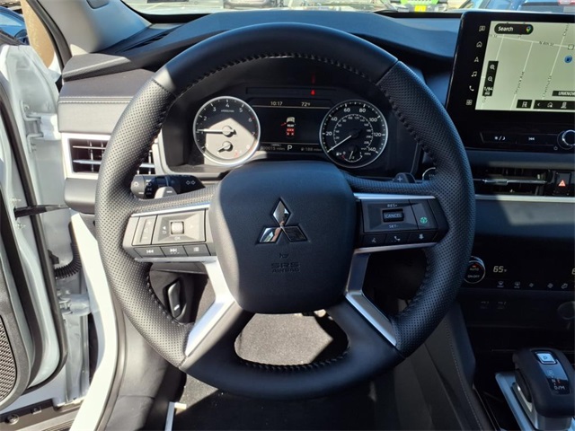 2025 Mitsubishi Outlander S-AWC photo 12