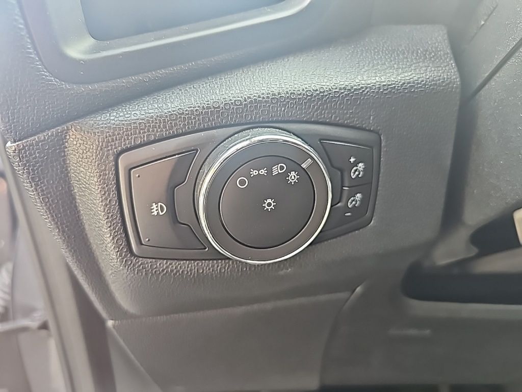 2020 Ford EcoSport SE photo 18