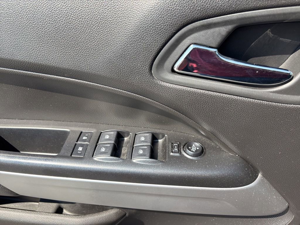 2019 Chevrolet Colorado LT photo 30