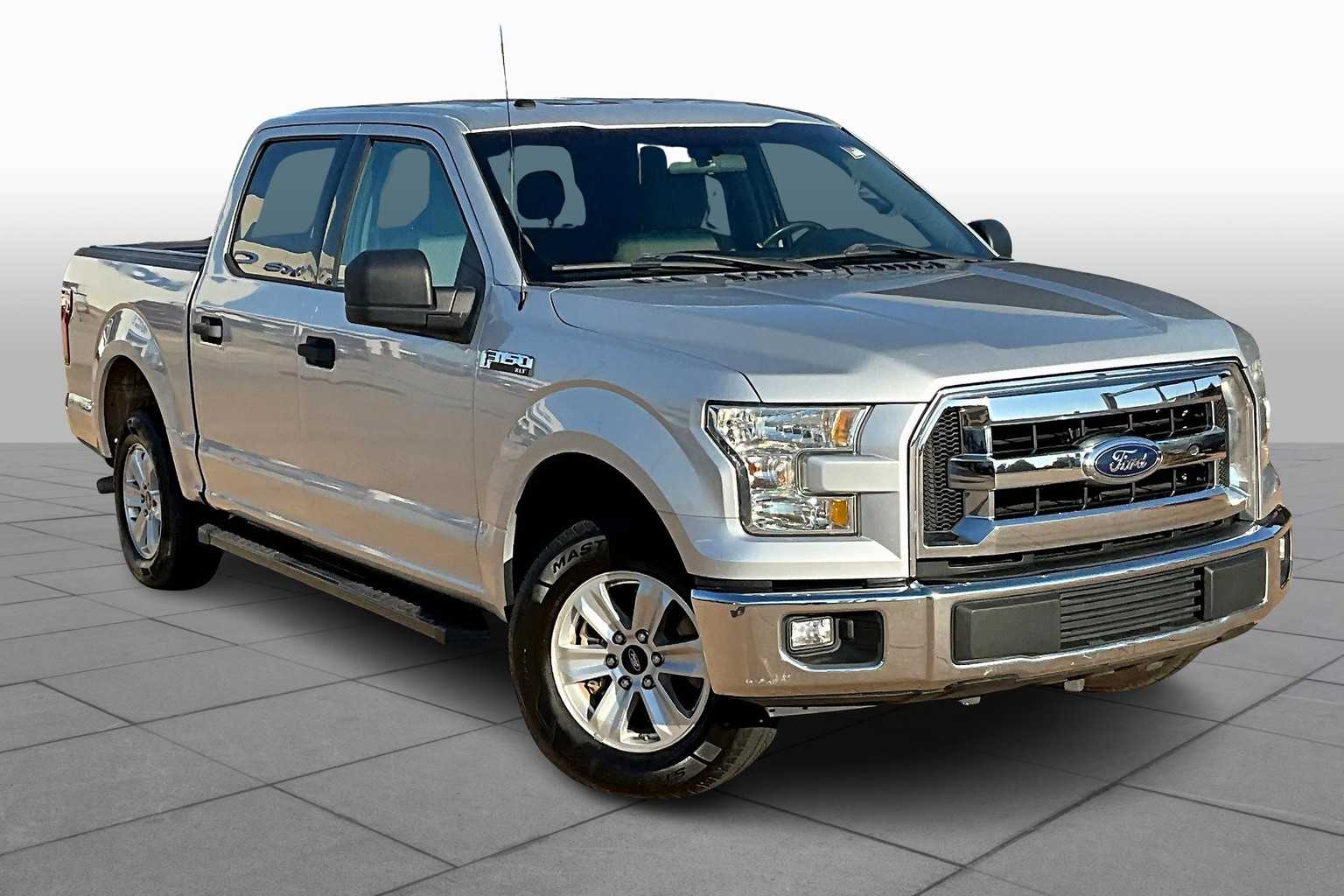 2017 Ford F-150 XLT photo 2
