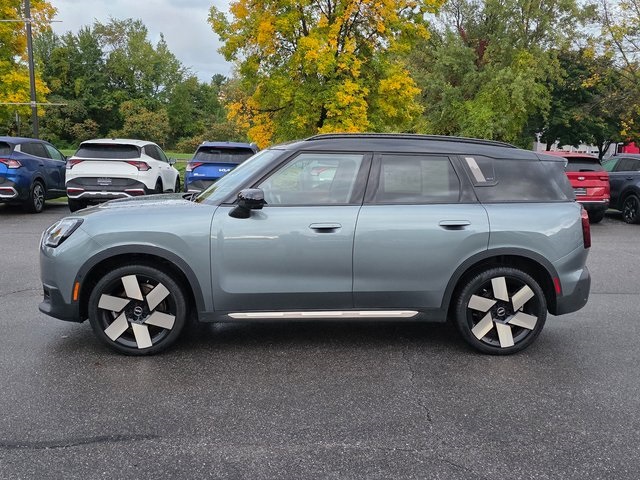 2025 Mini Cooper S ALL4 photo 4