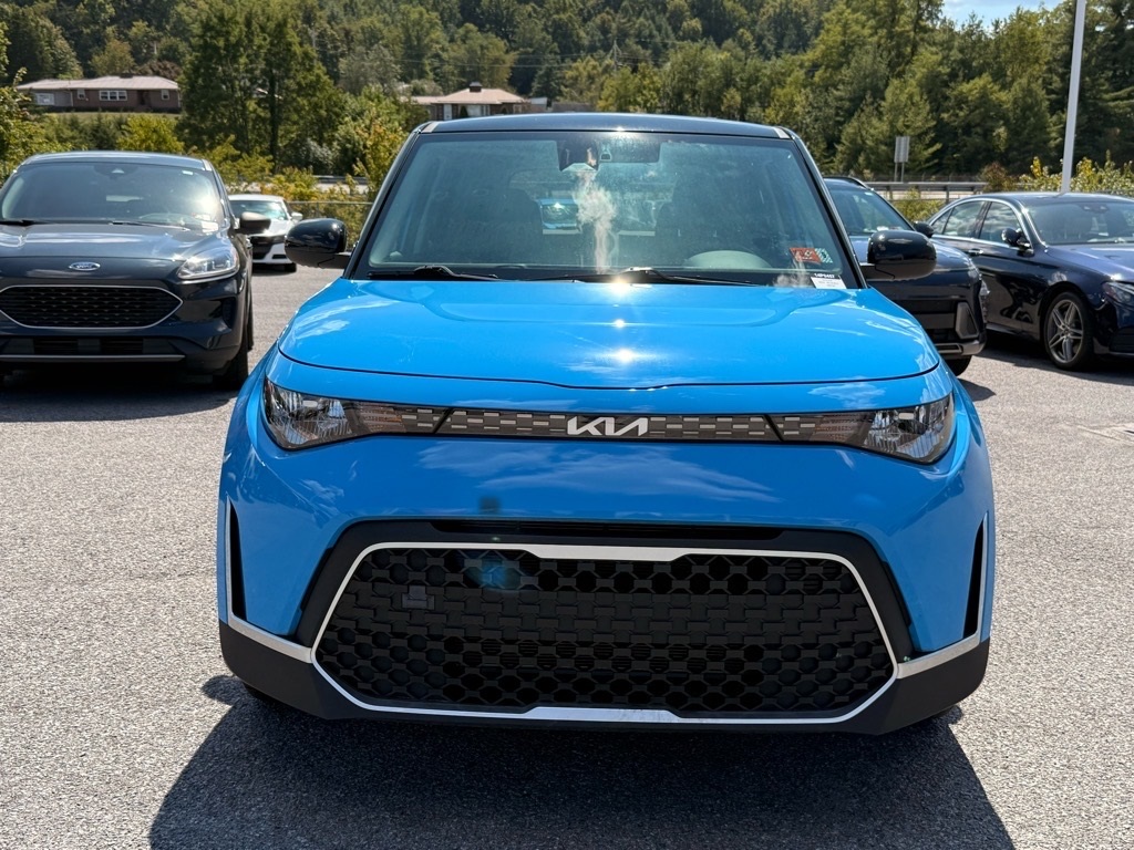 2023 Kia Soul S photo 11