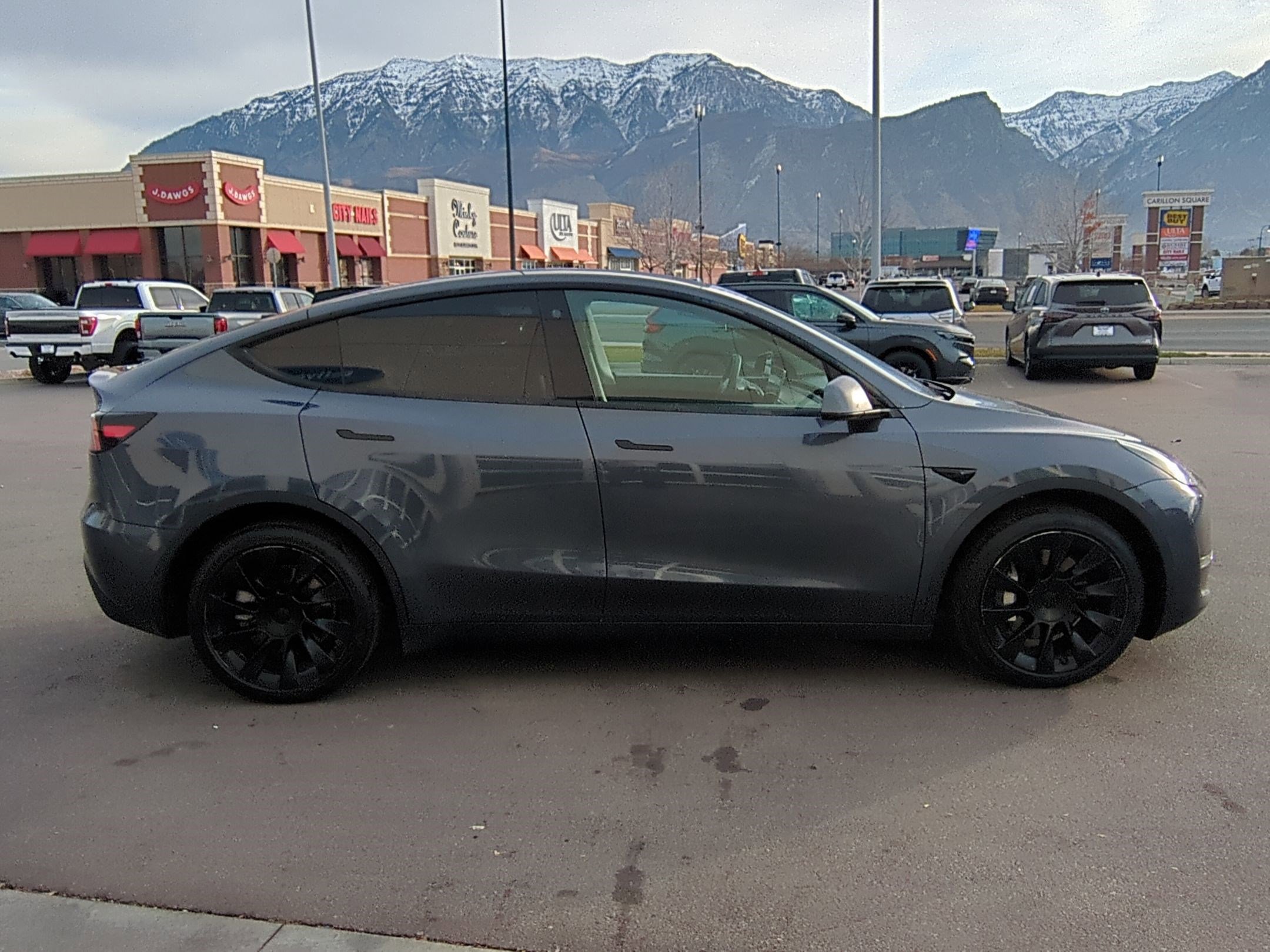 Used 2022 Tesla Model Y Long Range with VIN 7SAYGDEE3NF442938 for sale in Orem, UT