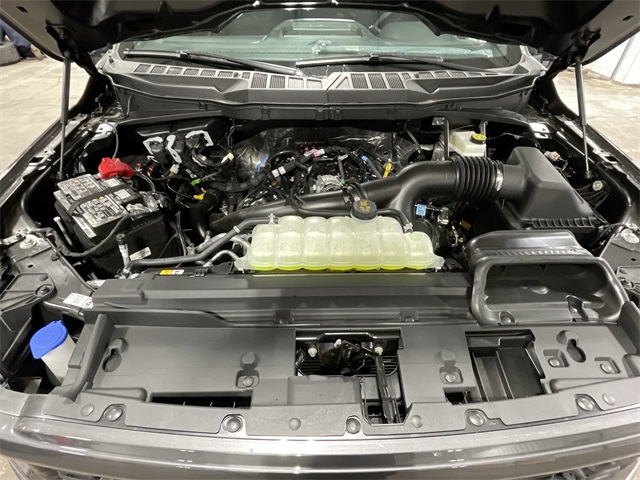 2025 Ford F-150 STX photo 16