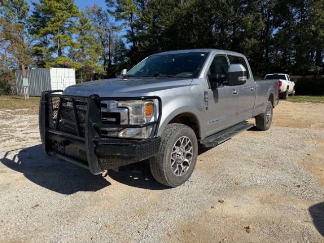 2020 Ford F-350 Super Duty Lariat's photo