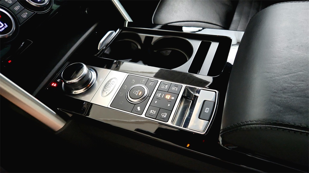 2018 Land Rover Discovery HSE Luxury photo 29
