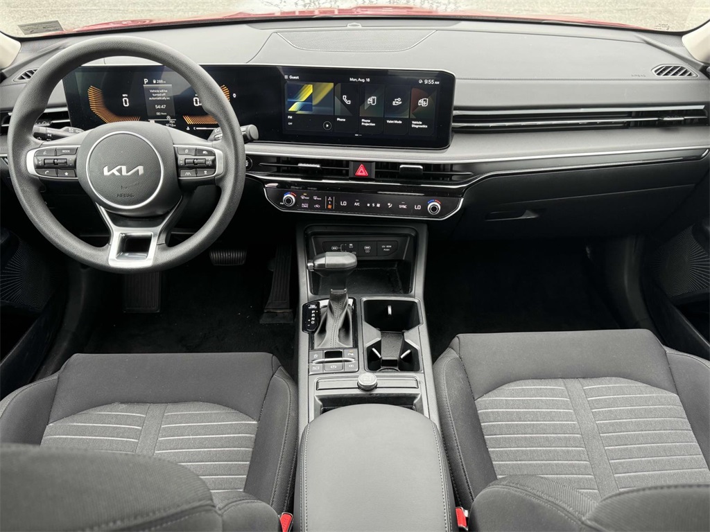 2025 Kia K5 LXS photo 17