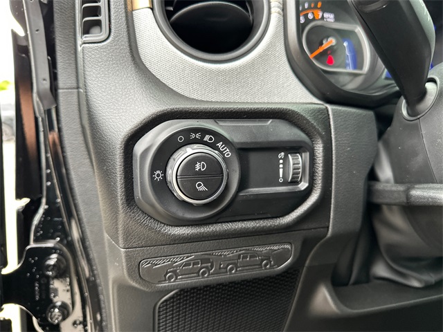 2025 Jeep Gladiator Sport S photo 33