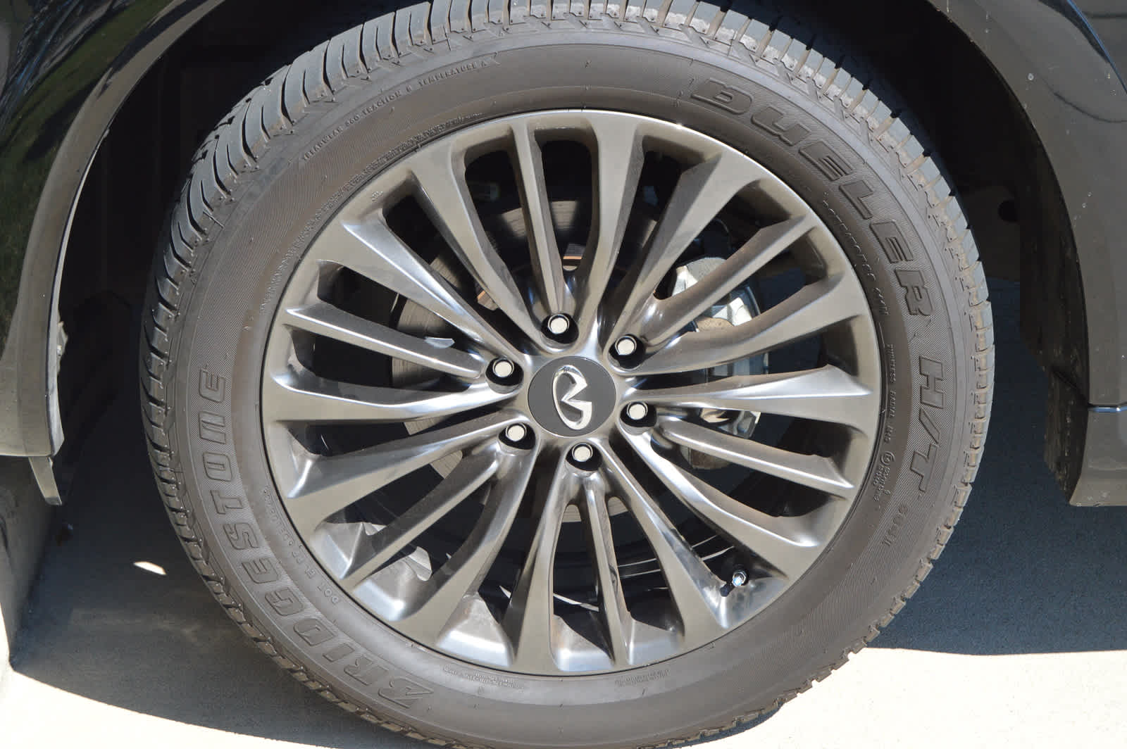 2023 Infiniti QX80 Sensory photo 9