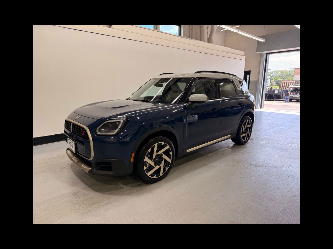 2025 MINI Countryman S's photo
