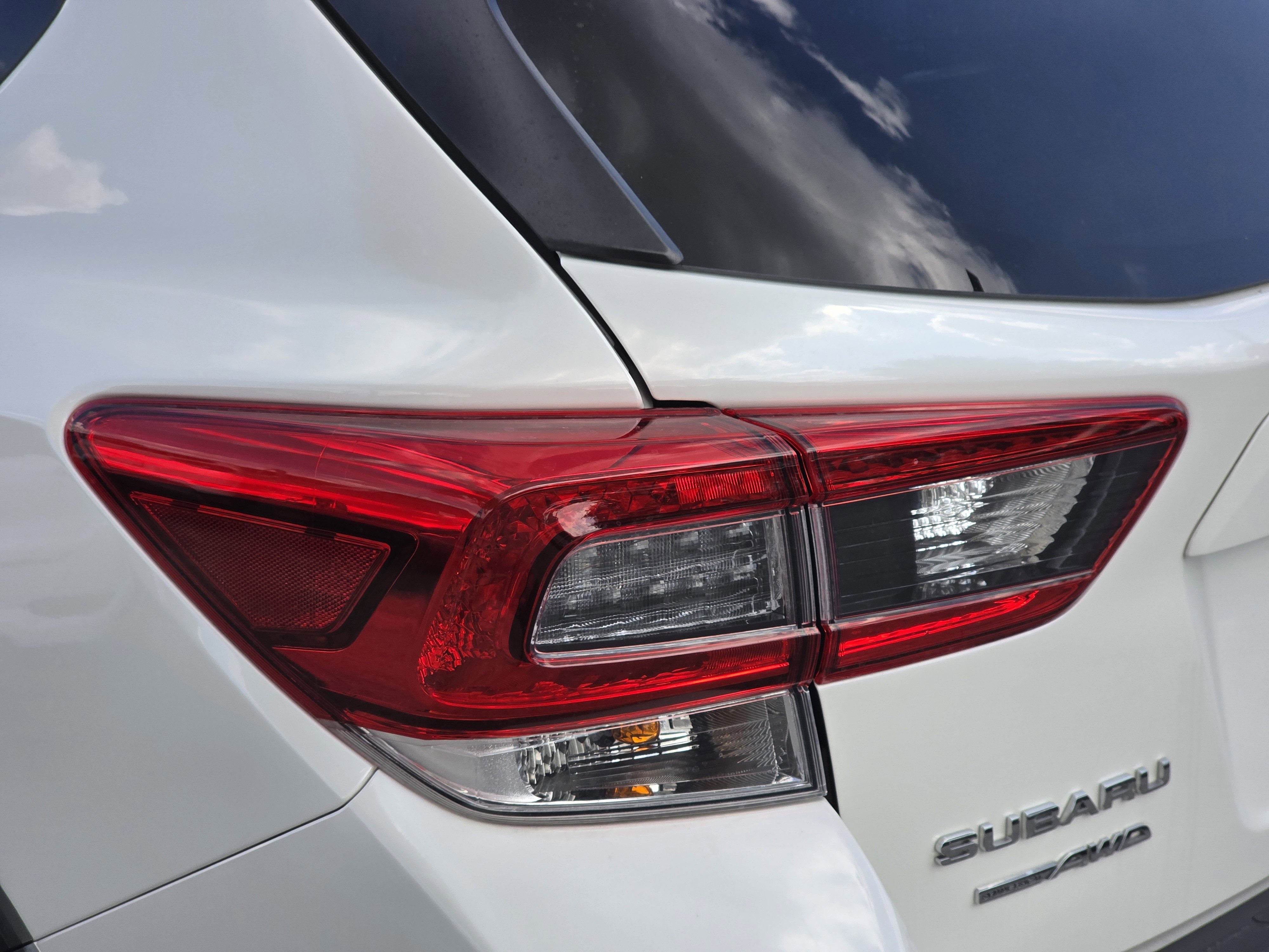 2023 Subaru Crosstrek Premium photo 2