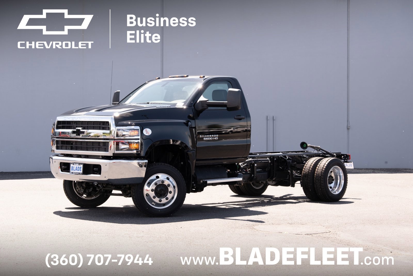 2024 Chevrolet Silverado 4500 Medium Duty Chassis Cab Work Truck's photo
