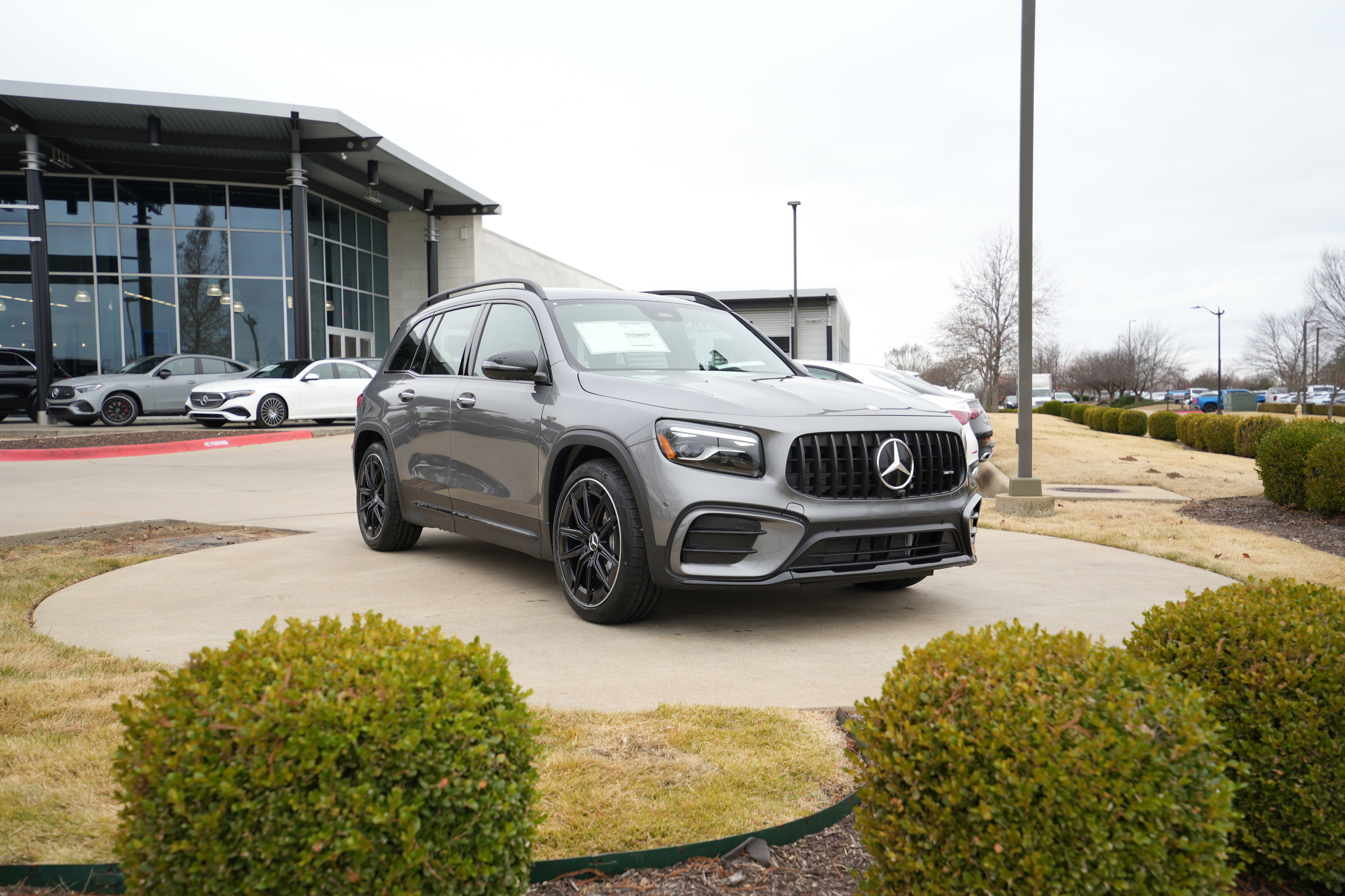 2026 Mercedes-Benz GLB AMG GLB 35's photo