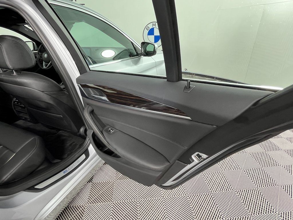 2019 Bmw 530e xDrive photo 14