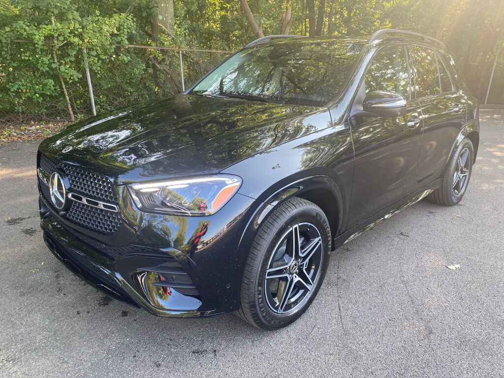 2026 Mercedes Benz GLE 350 4MATIC photo 2