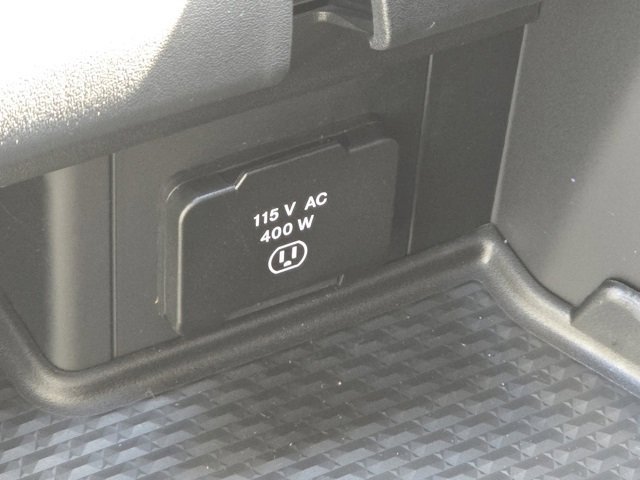 2026 Ram 1500 Laramie photo 8